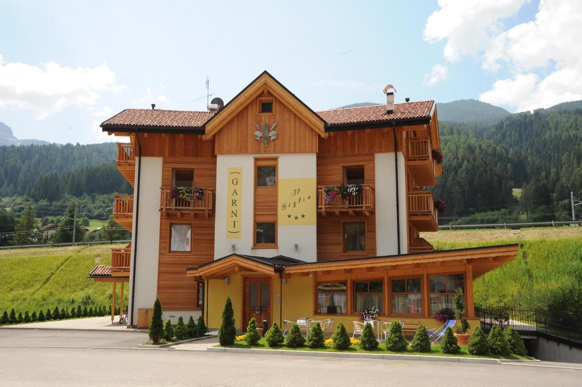 Residence Garni Il Giglio Commezzadura Exterior foto