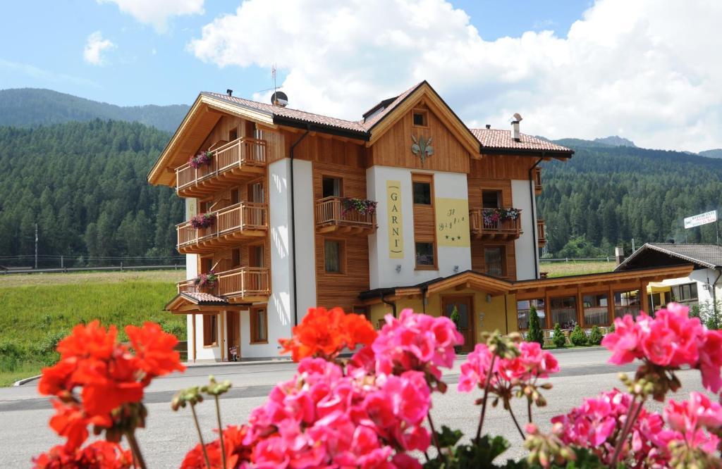 Residence Garni Il Giglio Commezzadura Exterior foto